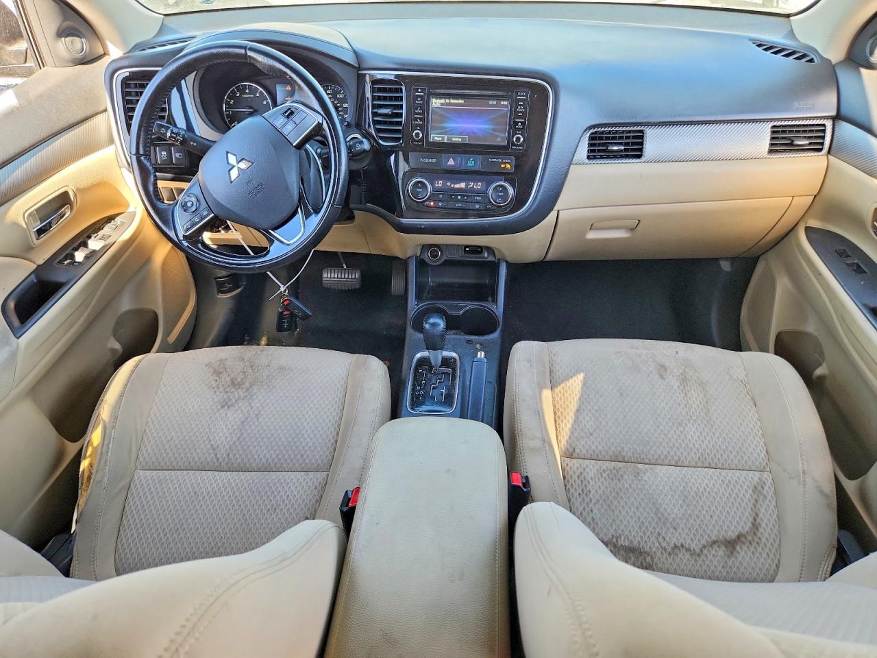 2016 MITSUBISHI OUTLANDER