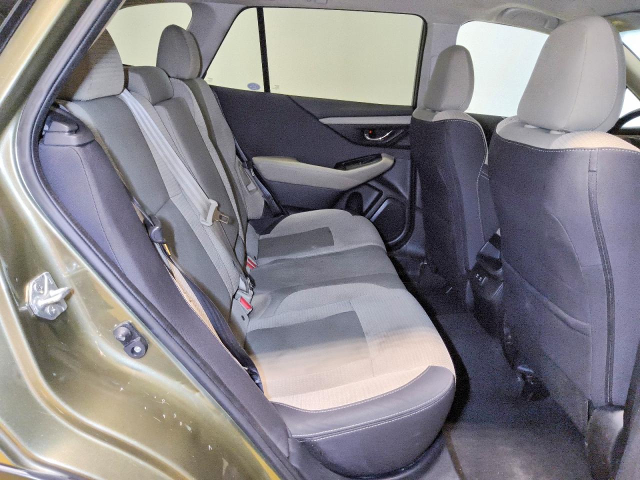 2021 SUBARU OUTBACK