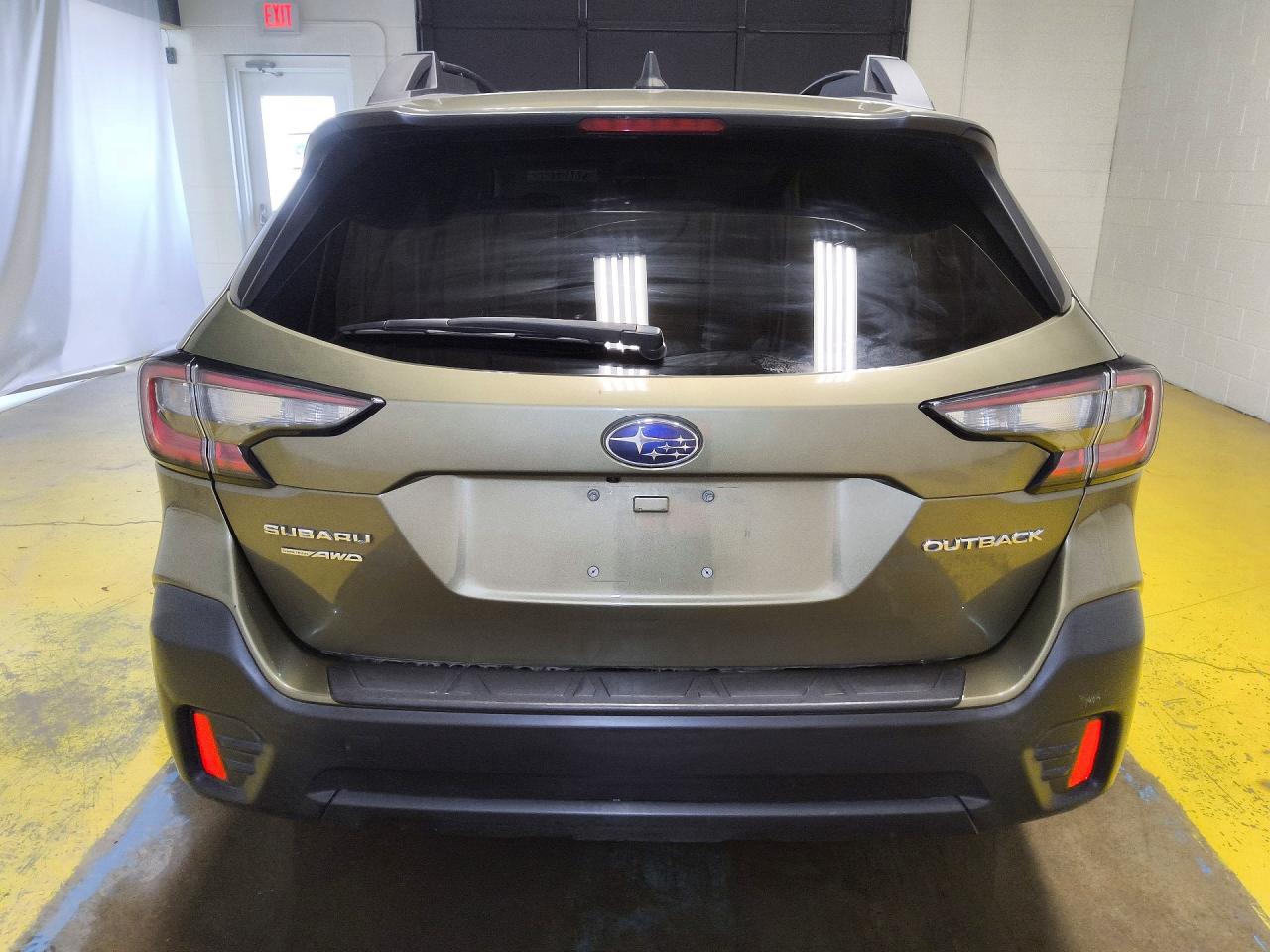 2021 SUBARU OUTBACK