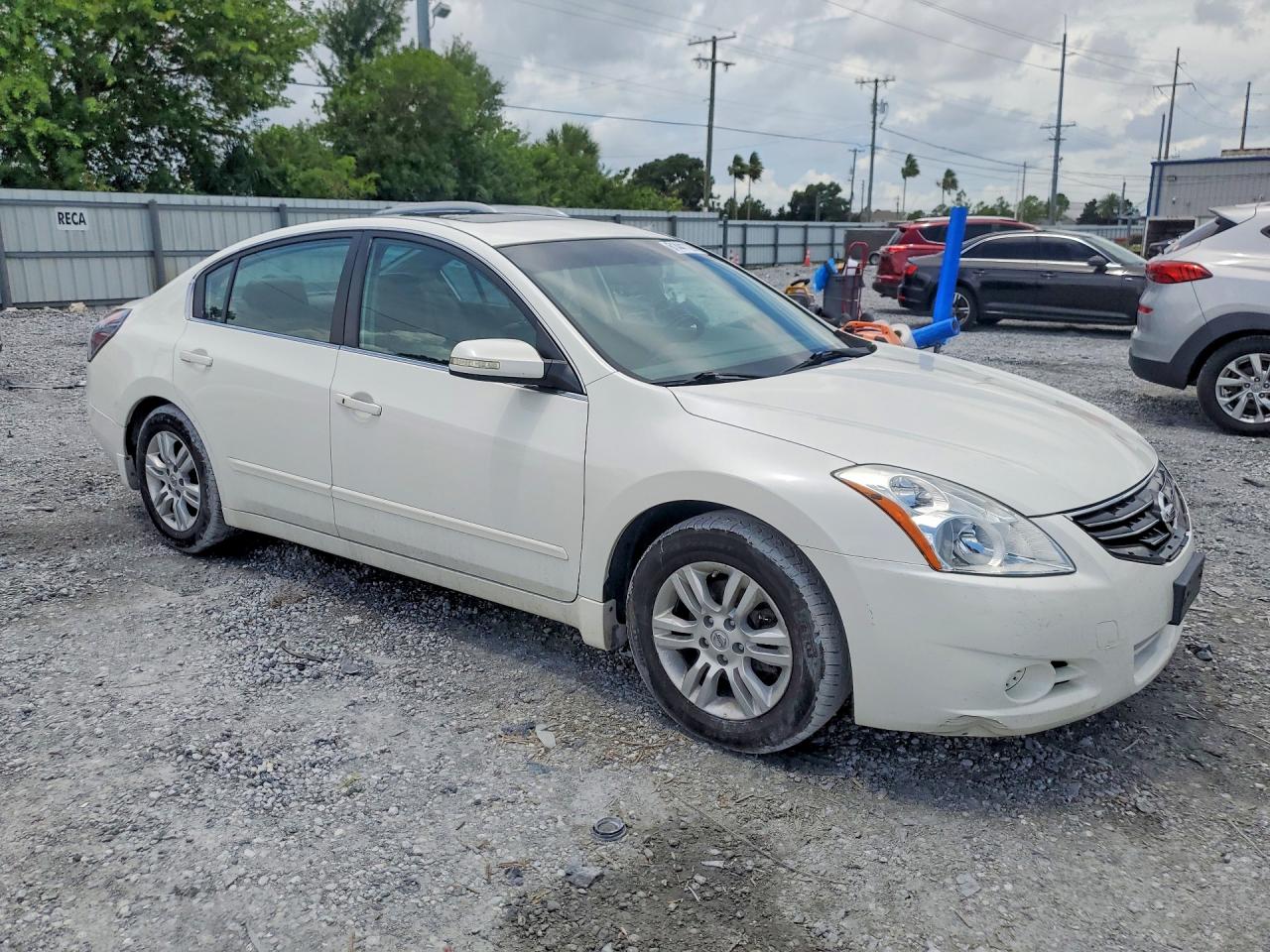 2010 NISSAN ALTIMA
