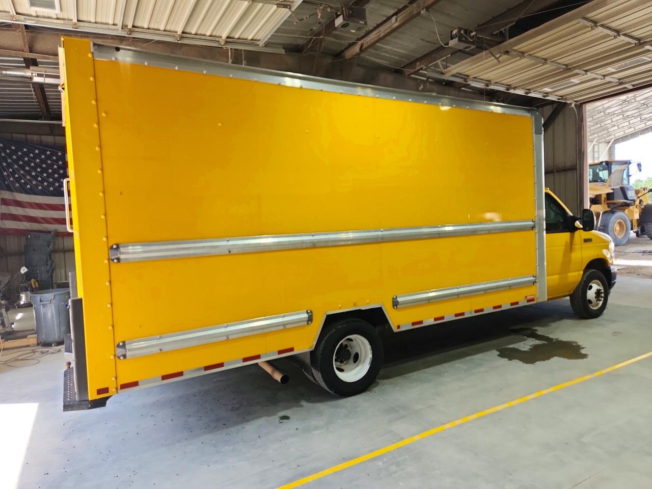 2023 FORD ECONOLINE