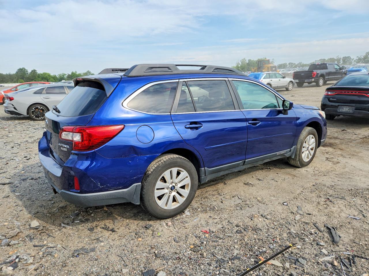 2015 SUBARU OUTBACK