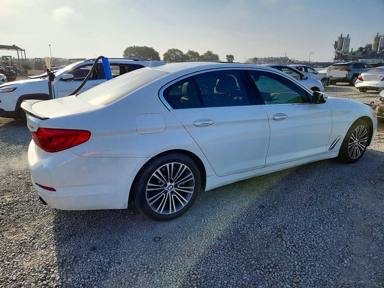 2017 BMW 5 SERIES