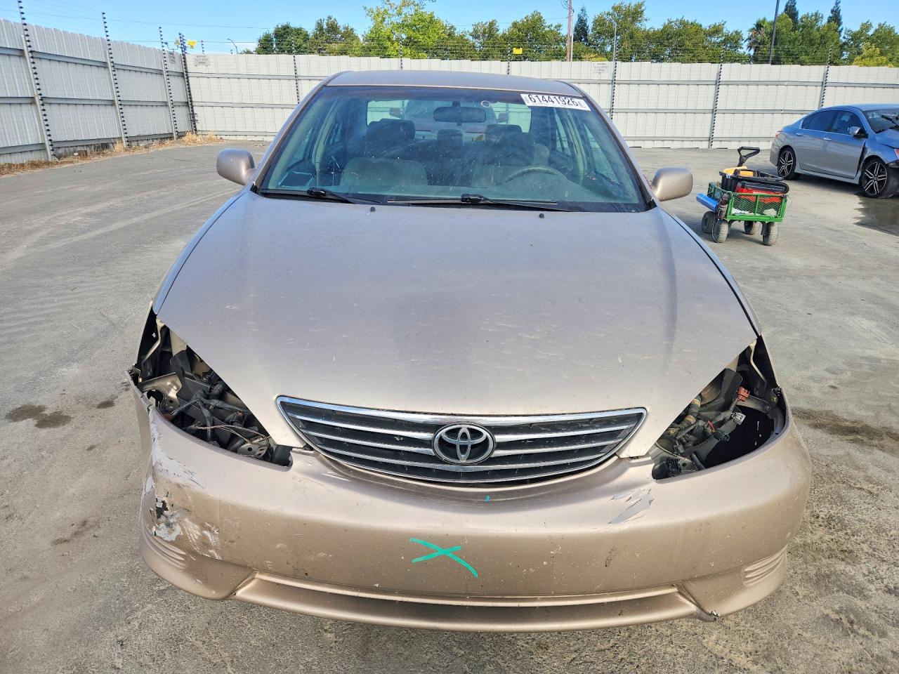 2005 TOYOTA CAMRY LE V