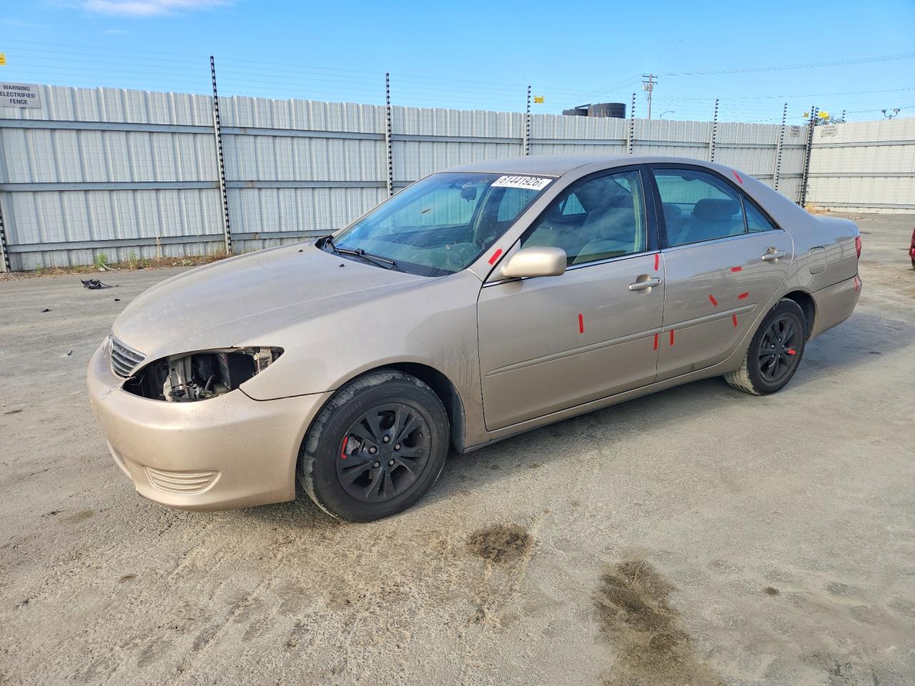 2005 TOYOTA CAMRY LE V