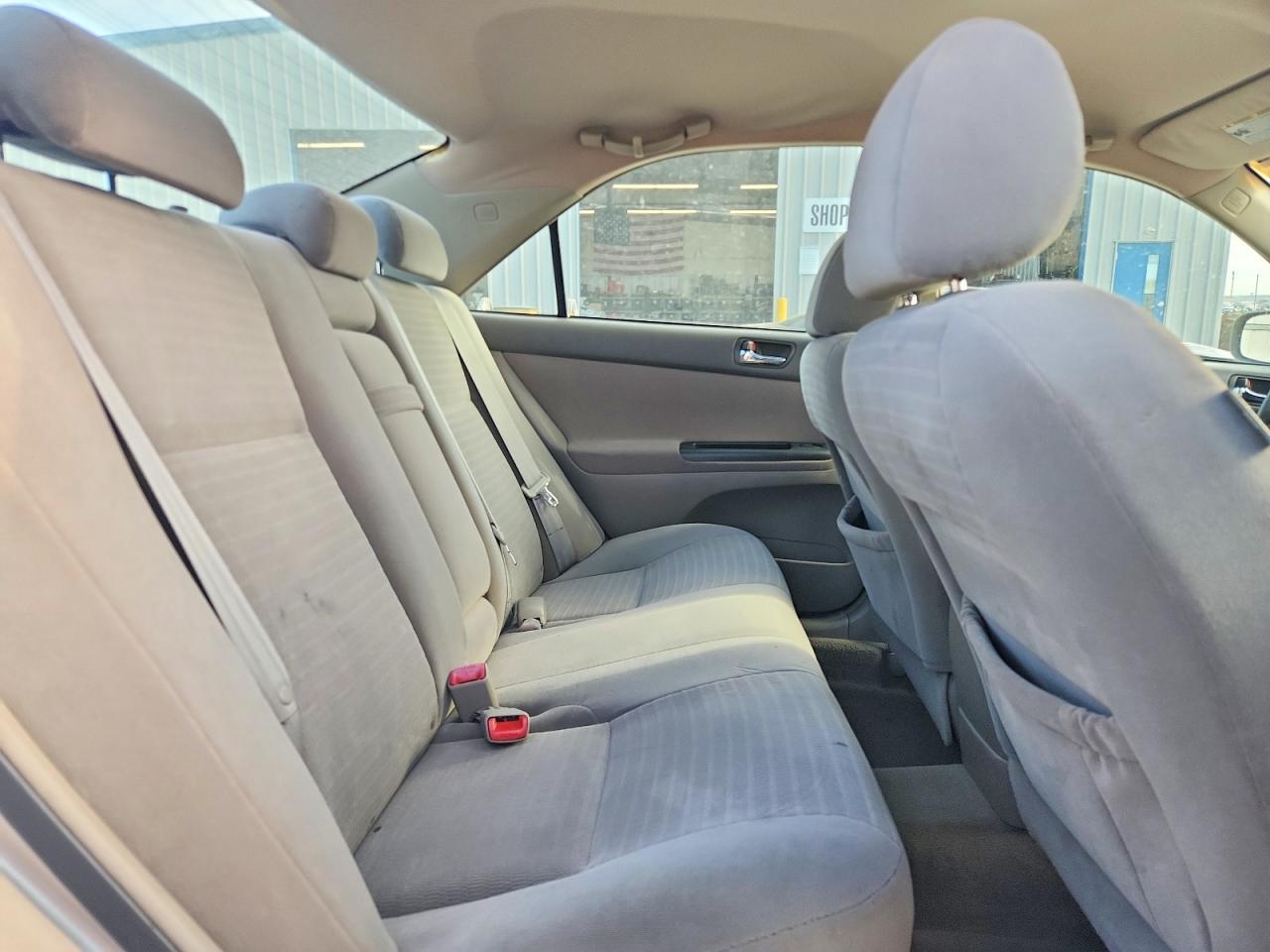 2005 TOYOTA CAMRY LE V