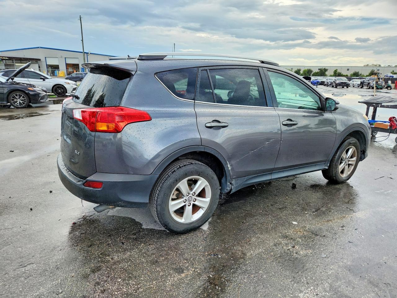 2015 TOYOTA RAV4