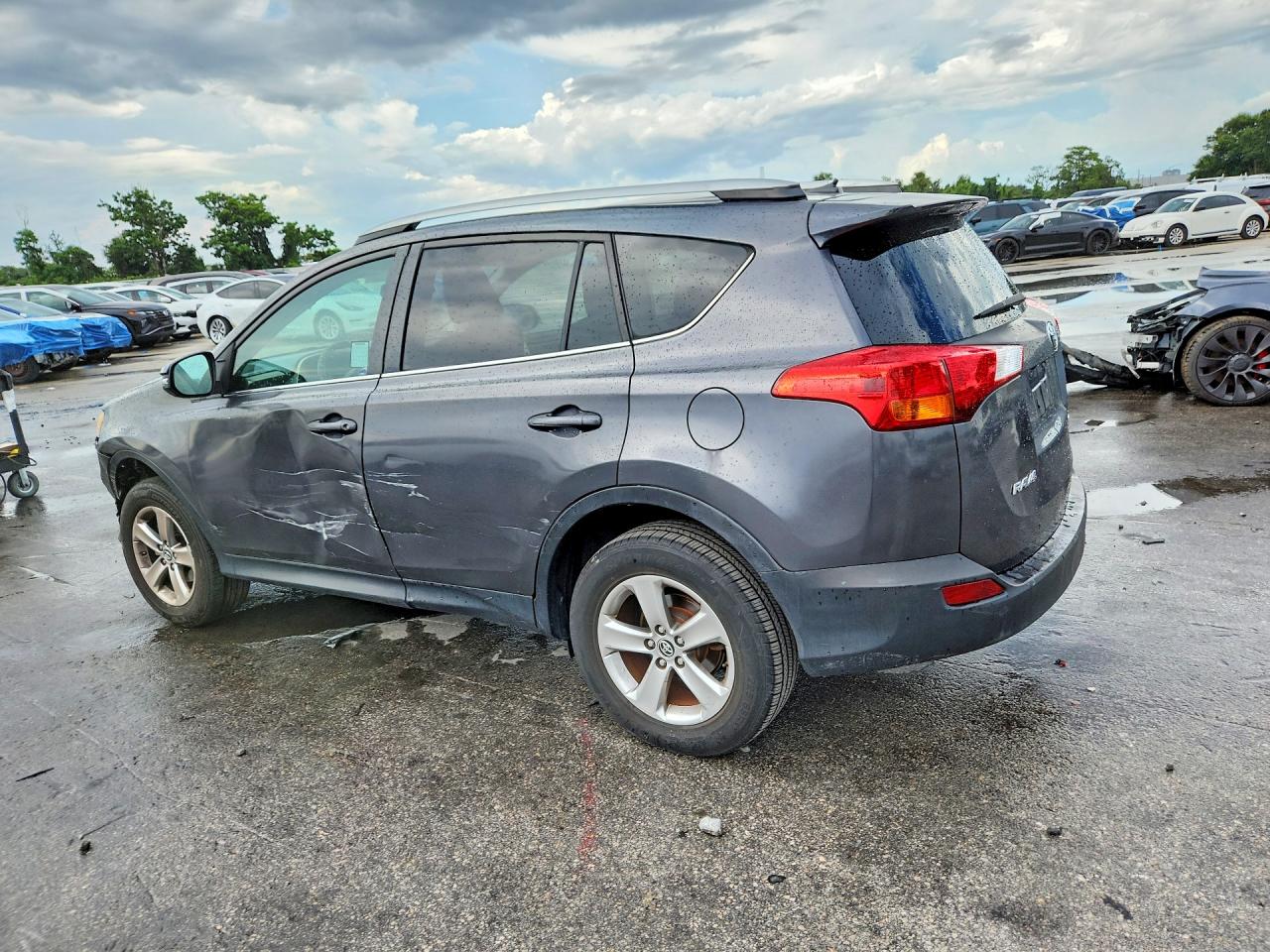 2015 TOYOTA RAV4