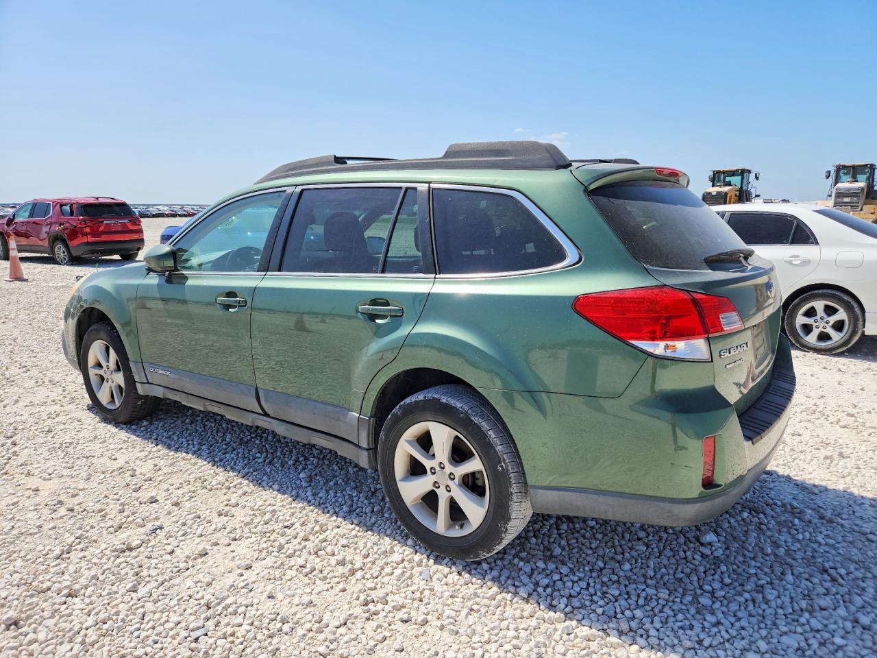 2013 SUBARU OUTBACK