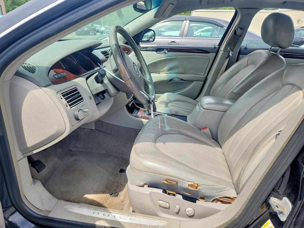 2010 BUICK LUCERNE