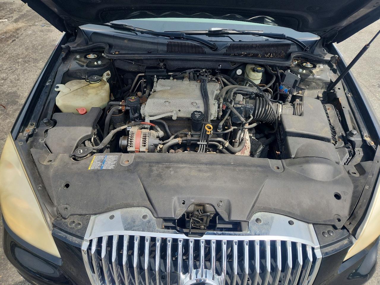2010 BUICK LUCERNE