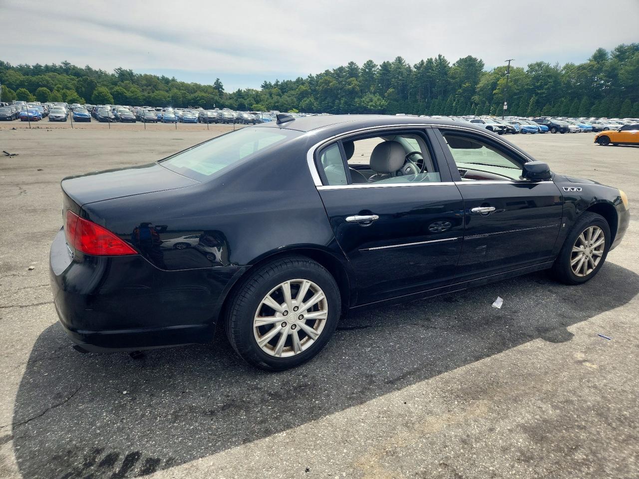 2010 BUICK LUCERNE