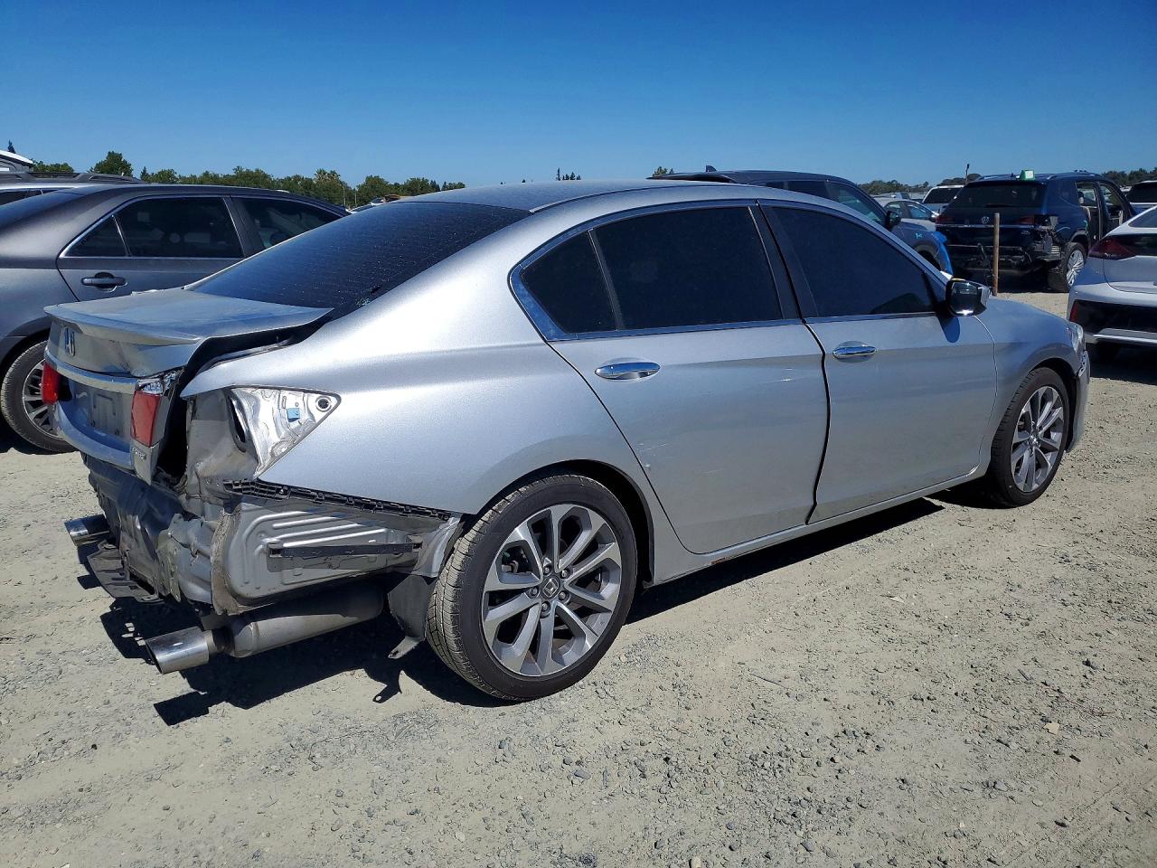 2015 HONDA ACCORD