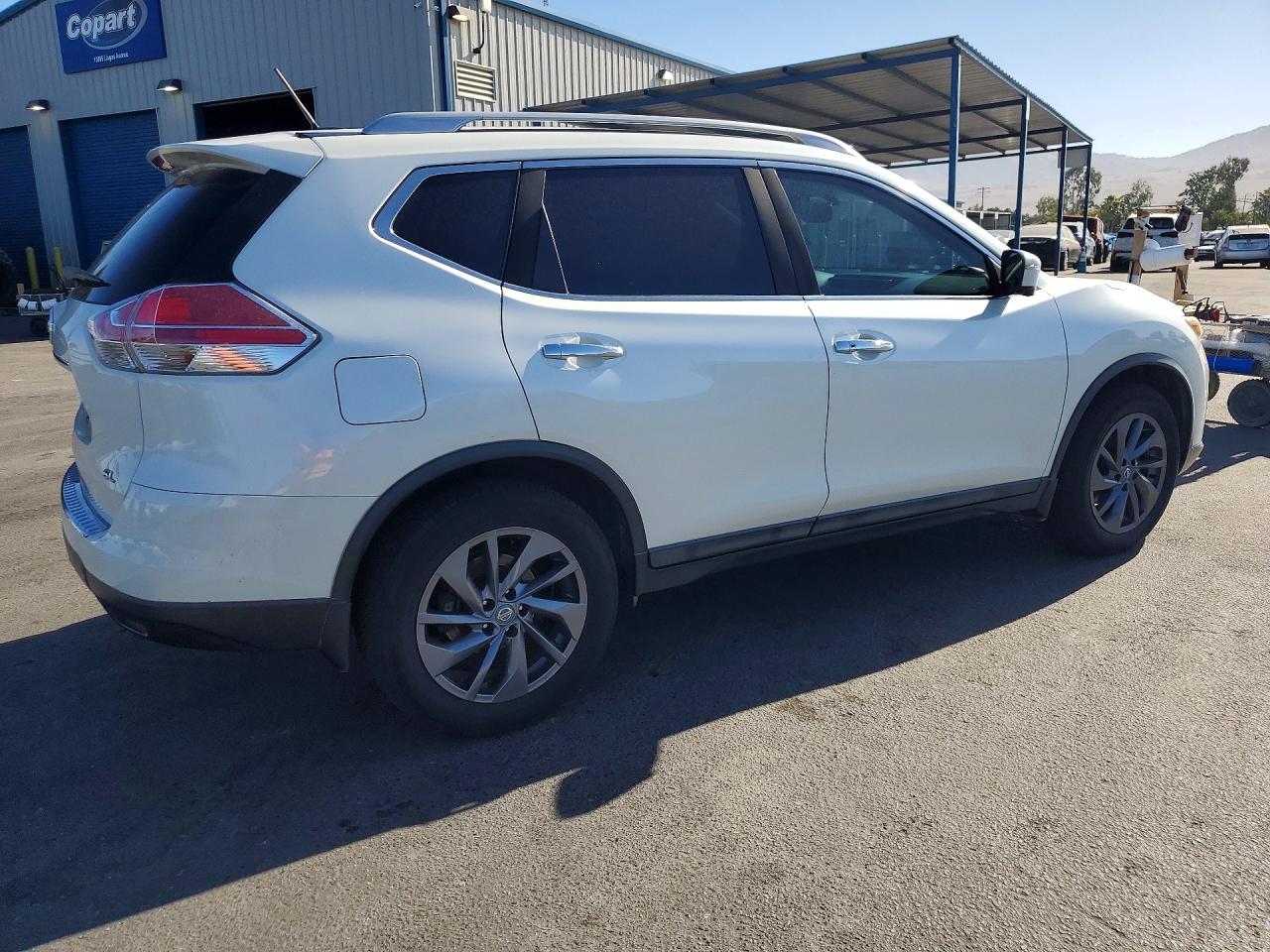 2016 NISSAN ROGUE
