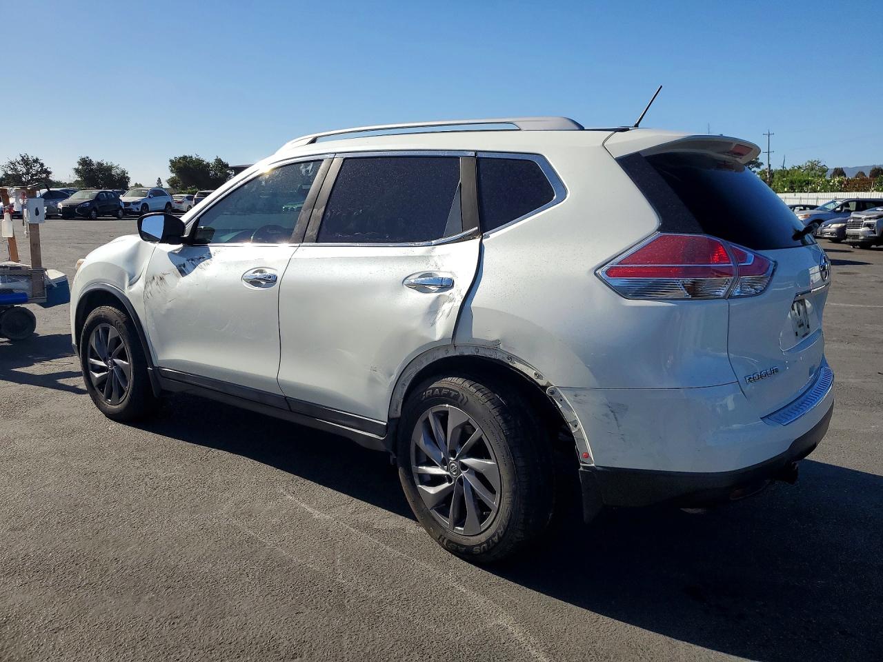 2016 NISSAN ROGUE