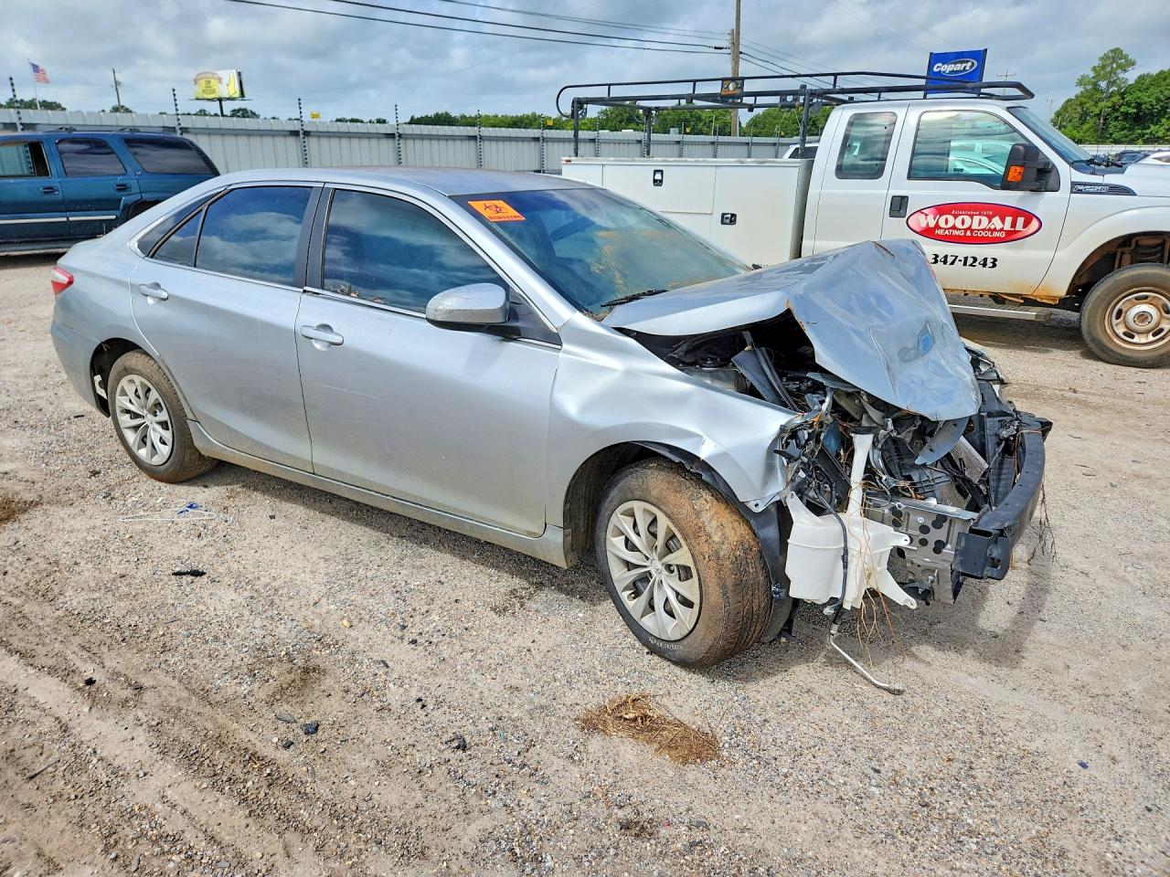 2017 TOYOTA CAMRY