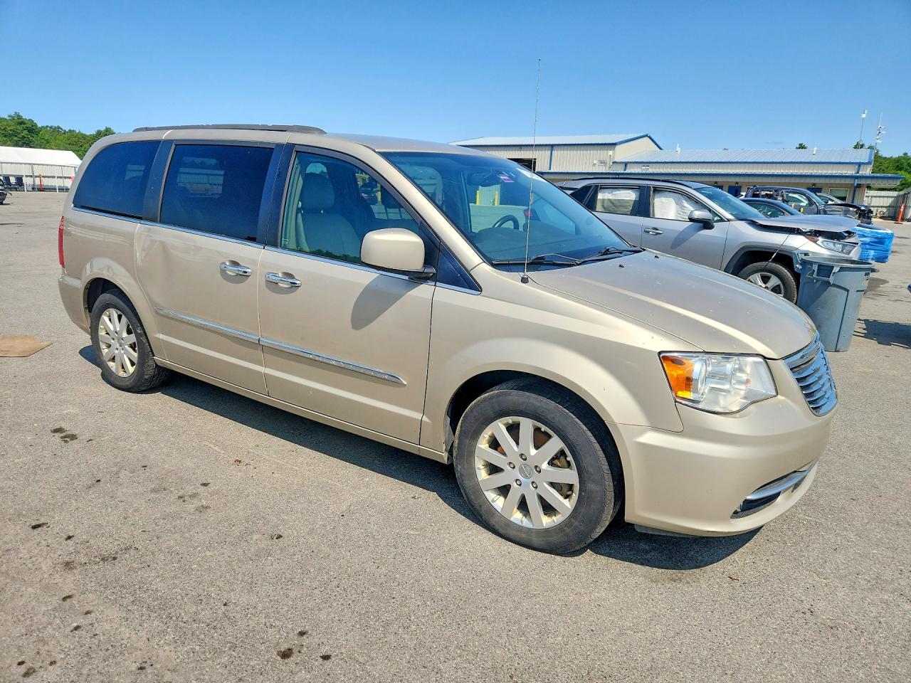 2016 CHRYSLER MINIVAN