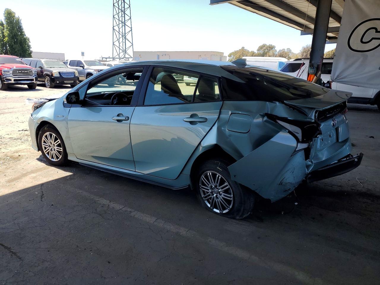 2019 TOYOTA PRIUS LE A