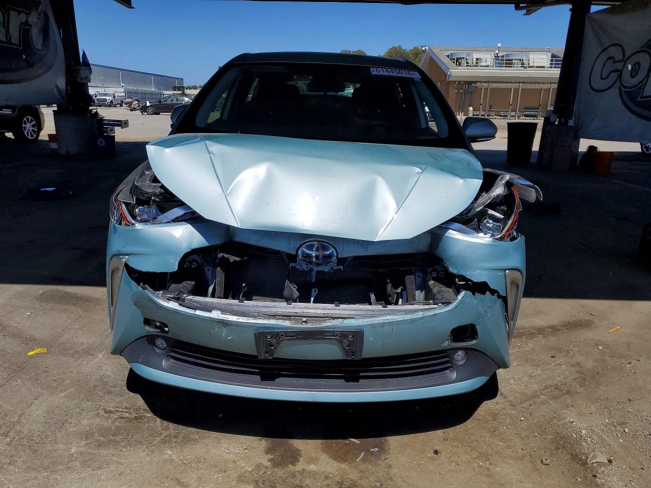 2019 TOYOTA PRIUS LE A