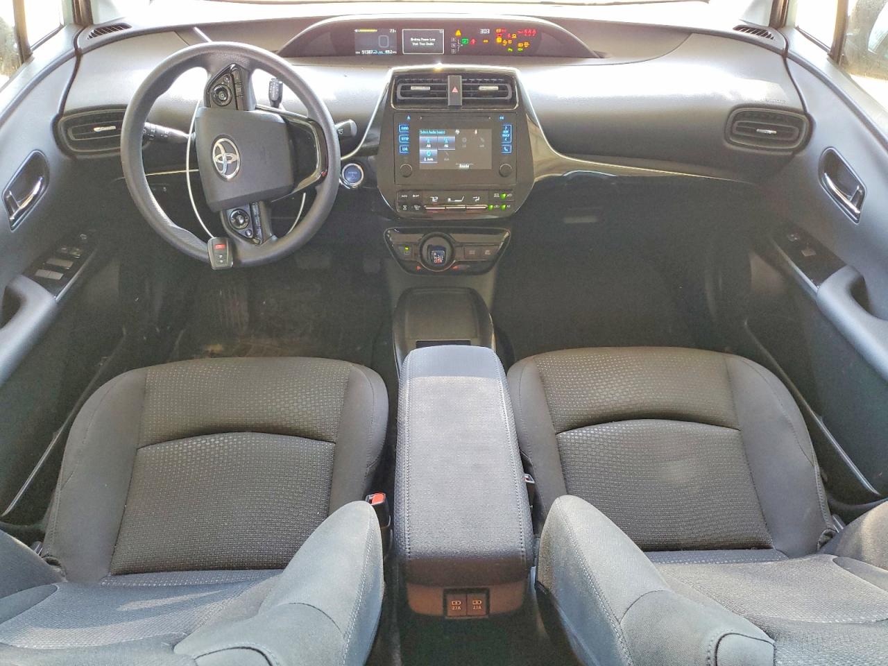 2019 TOYOTA PRIUS LE A