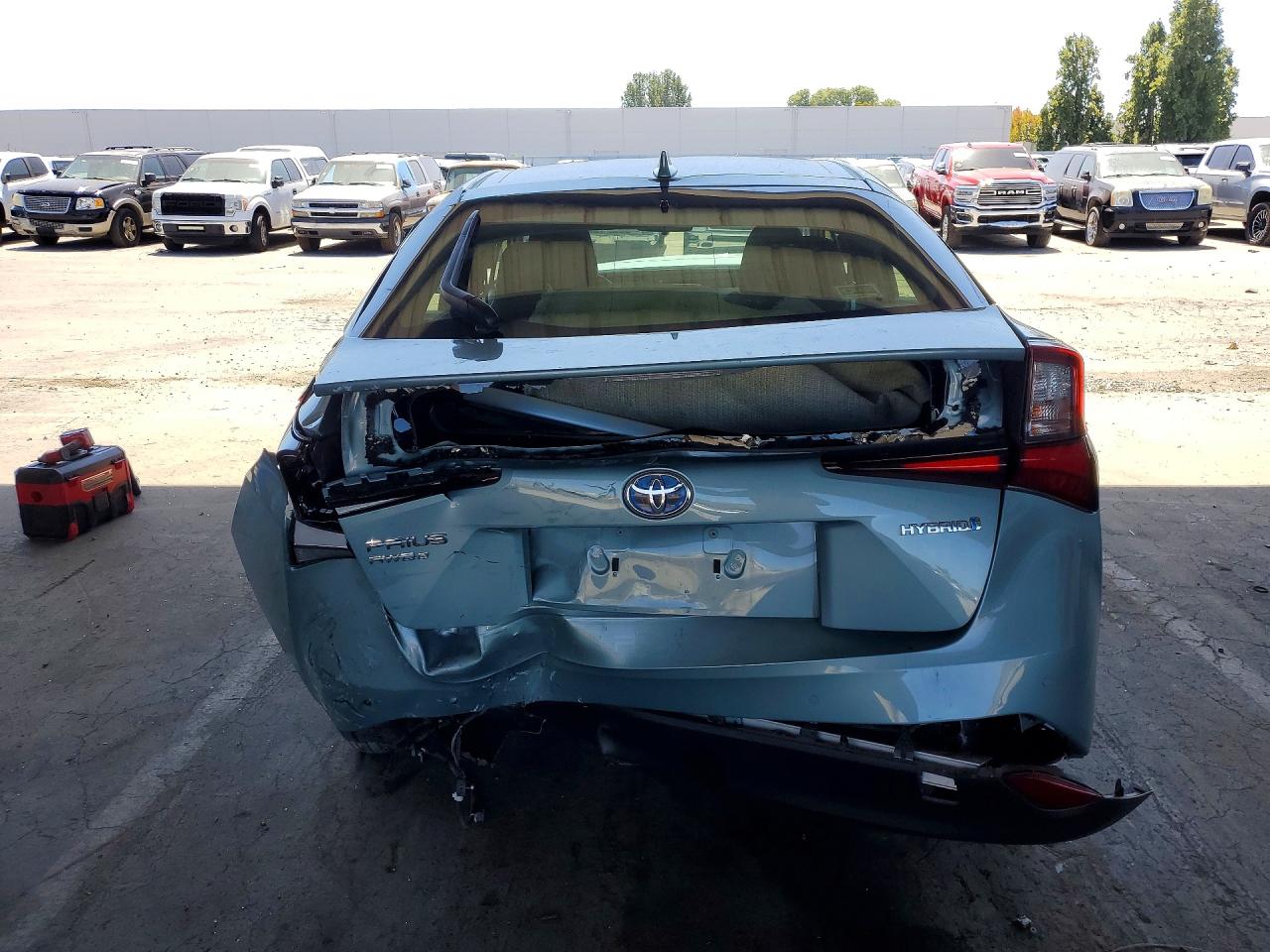 2019 TOYOTA PRIUS LE A