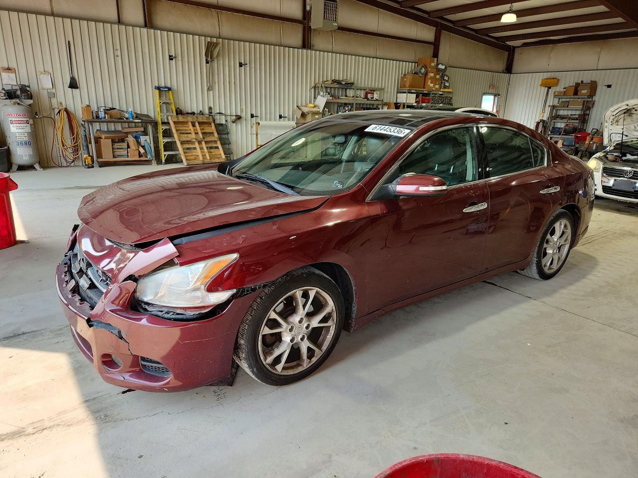 2012 NISSAN MAXIMA