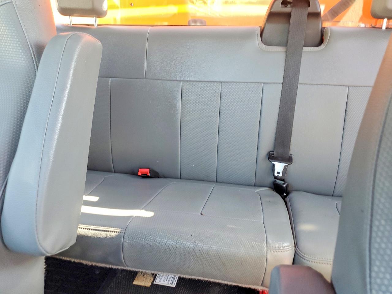 2015 FORD F750 SUPER