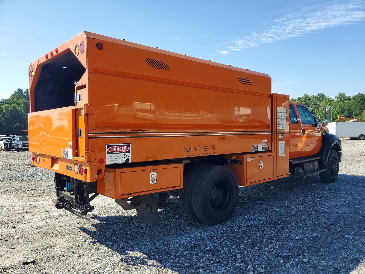 2015 FORD F750 SUPER