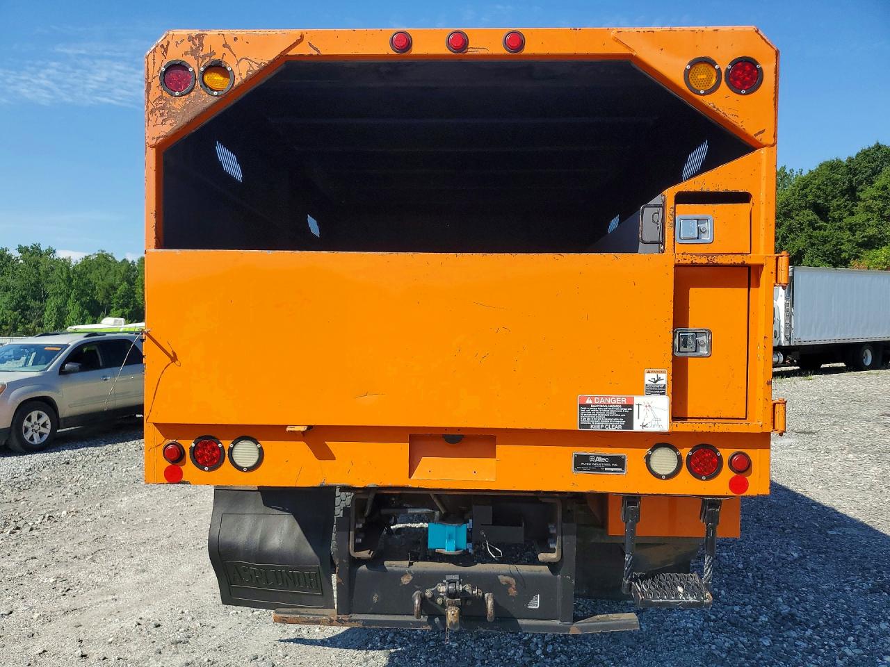 2015 FORD F750 SUPER