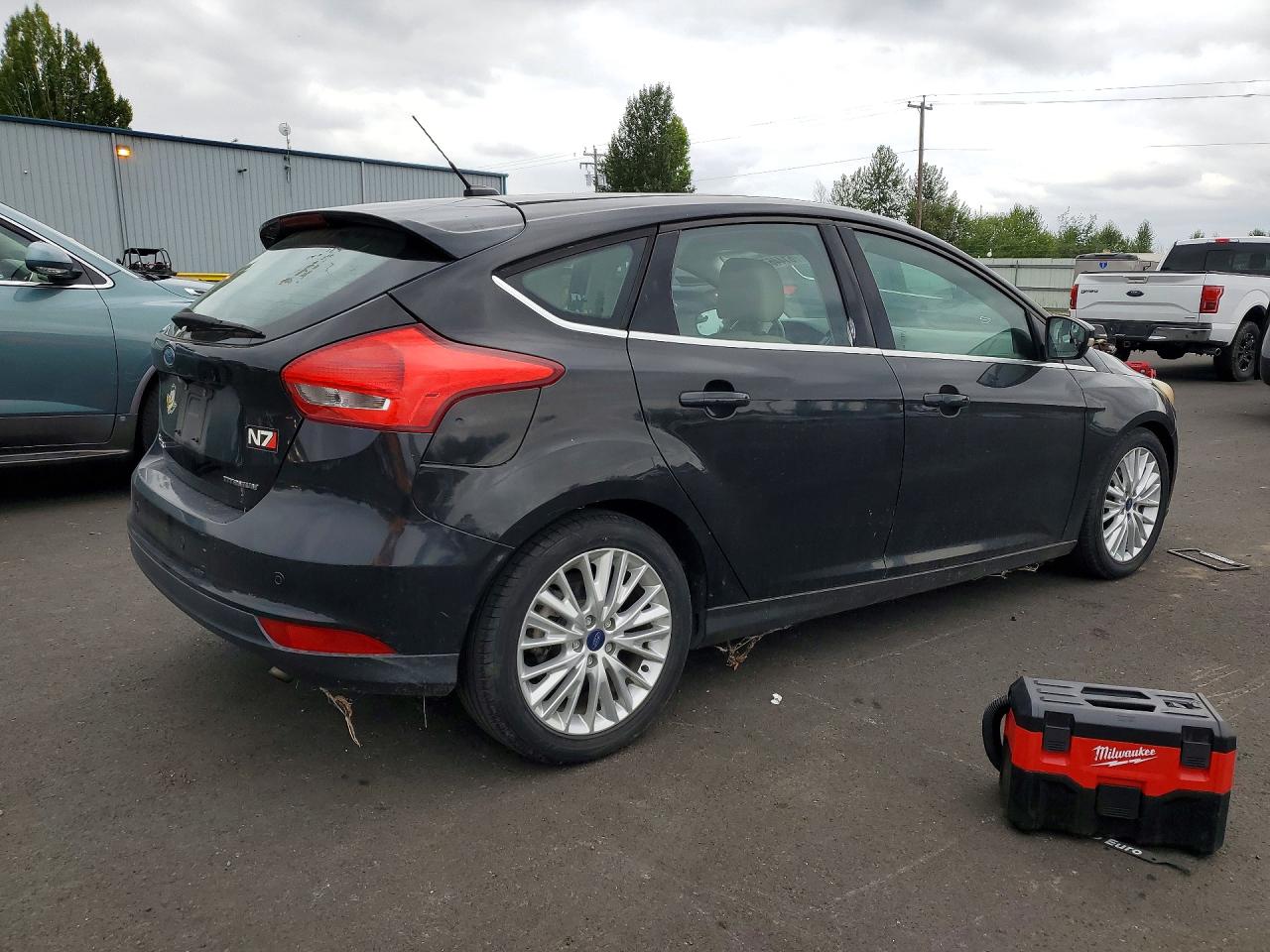 2015 FORD FOCUS