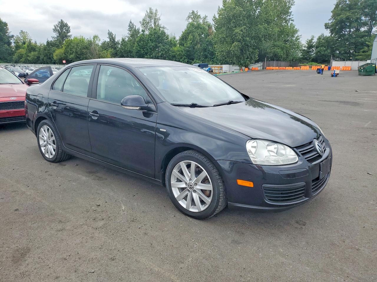 2010 VOLKSWAGEN JETTA