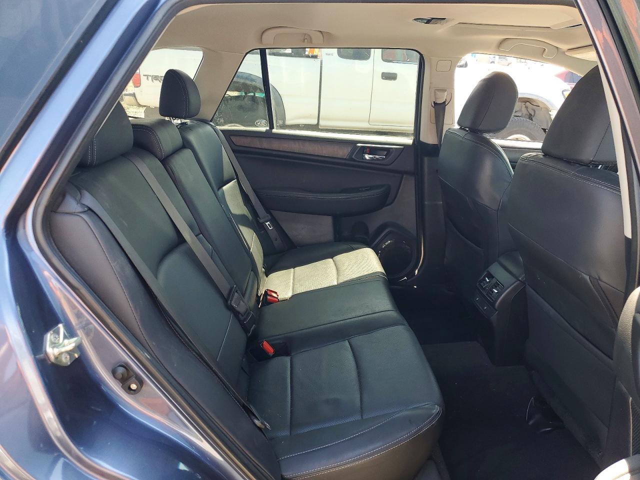 2017 SUBARU OUTBACK