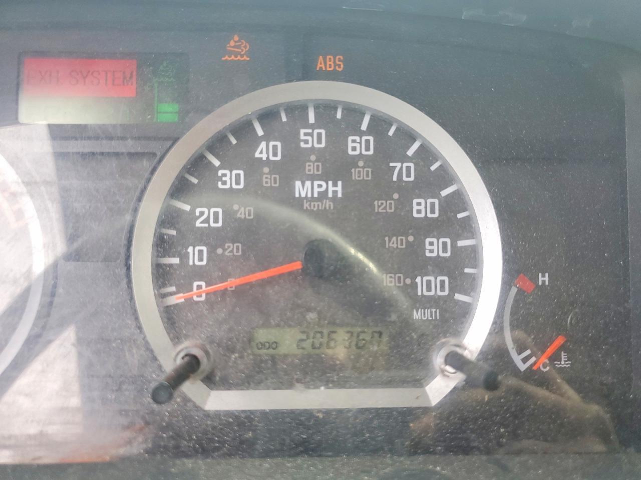 2011 ISUZU NPR