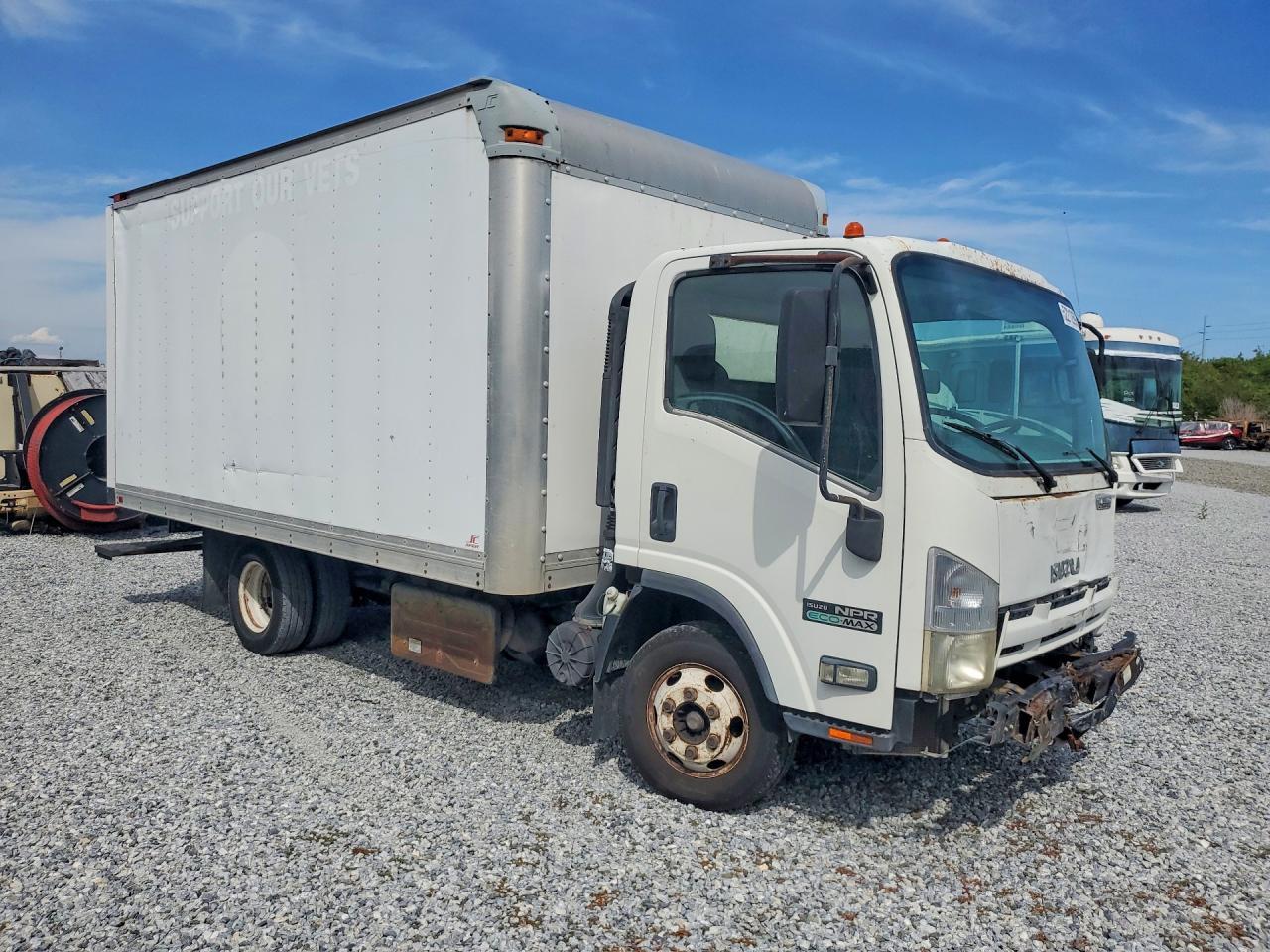 2011 ISUZU NPR
