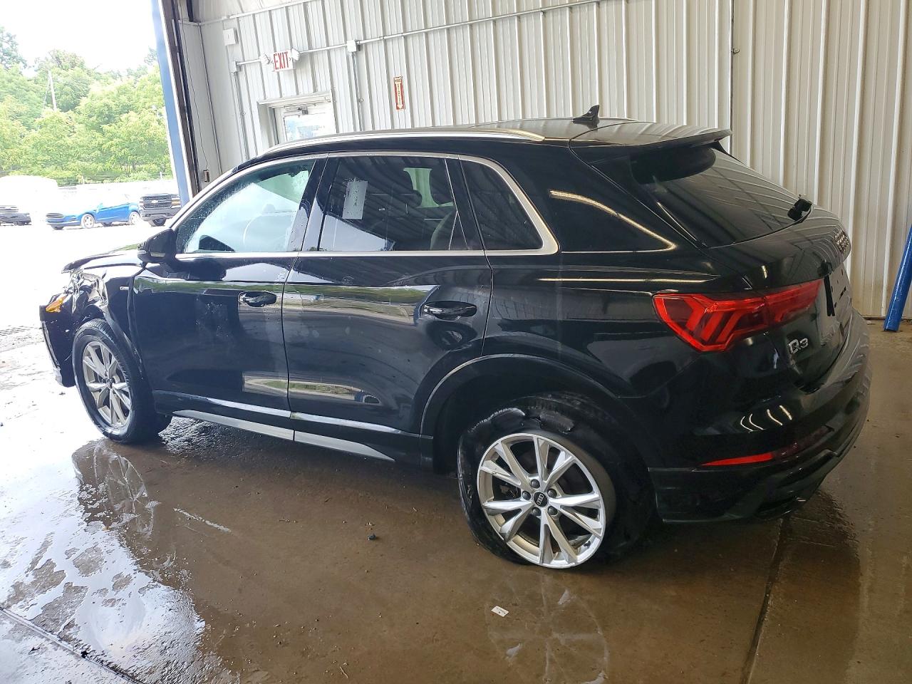 2022 AUDI Q3