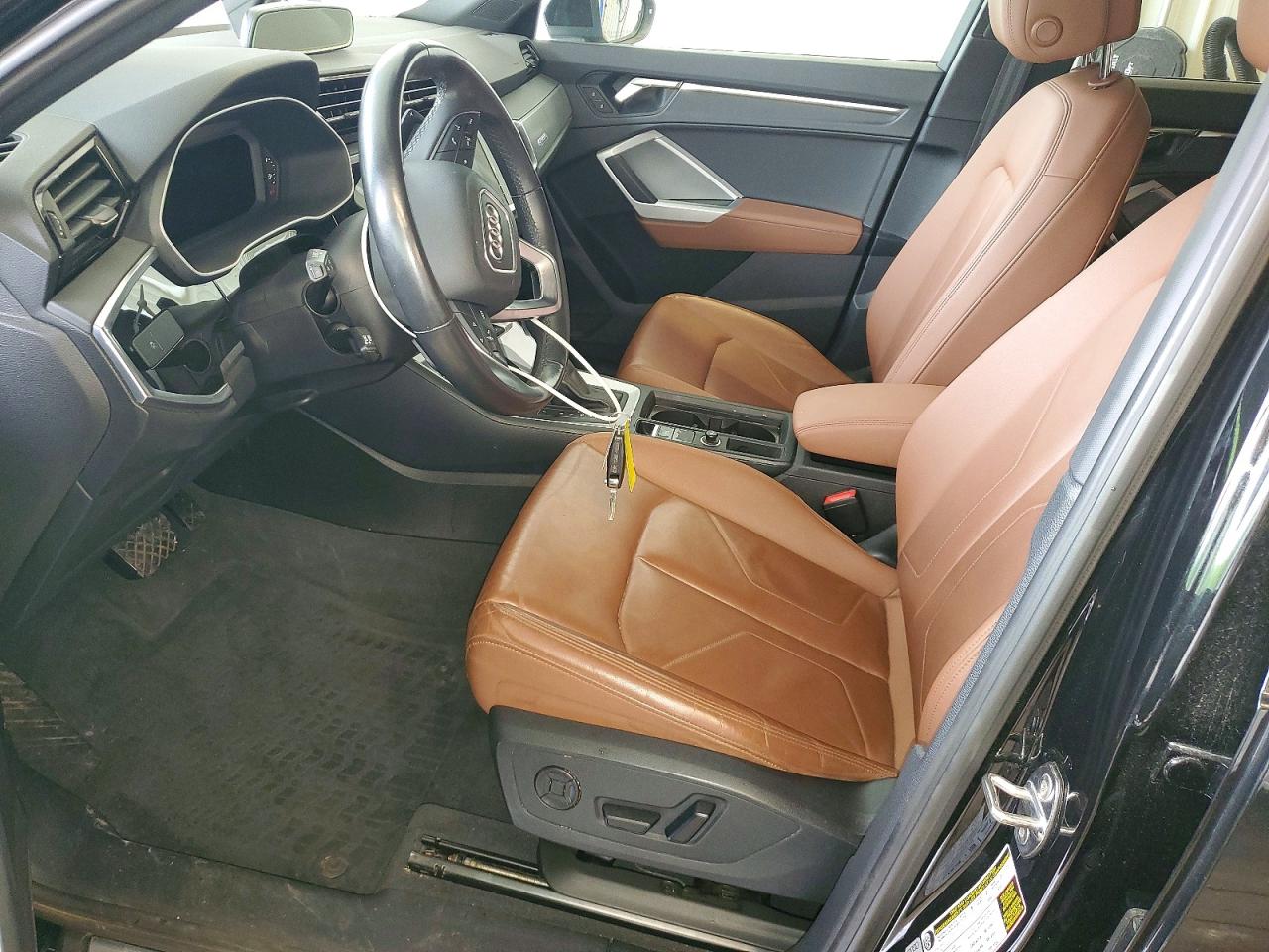 2022 AUDI Q3
