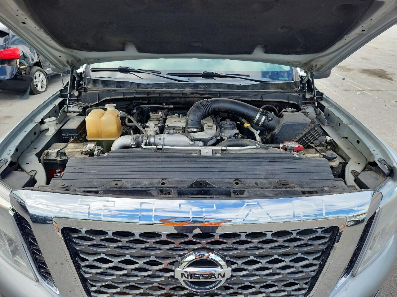 2017 NISSAN TITAN