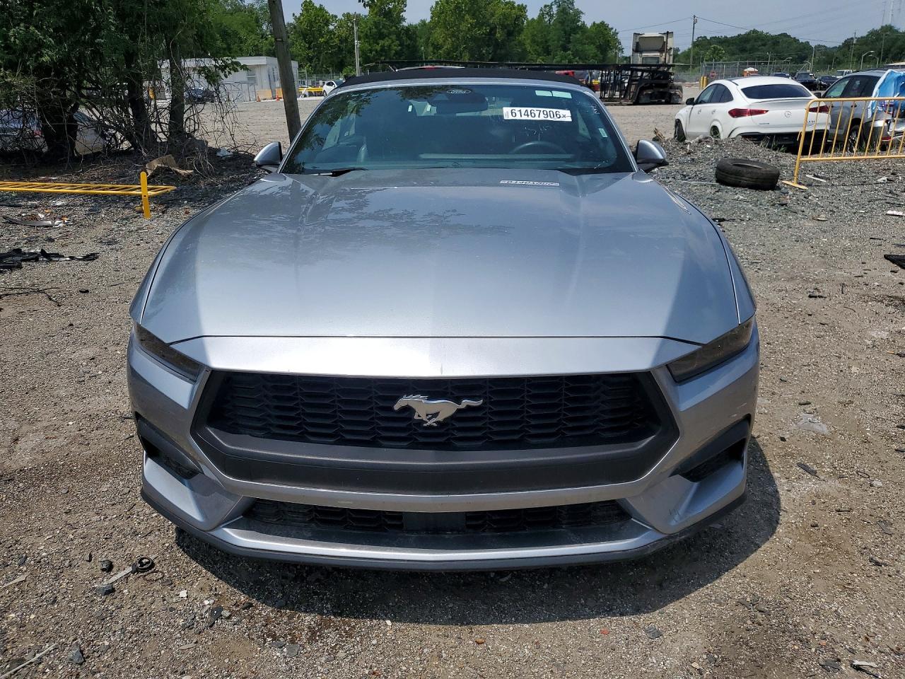 2025 FORD MUSTANG