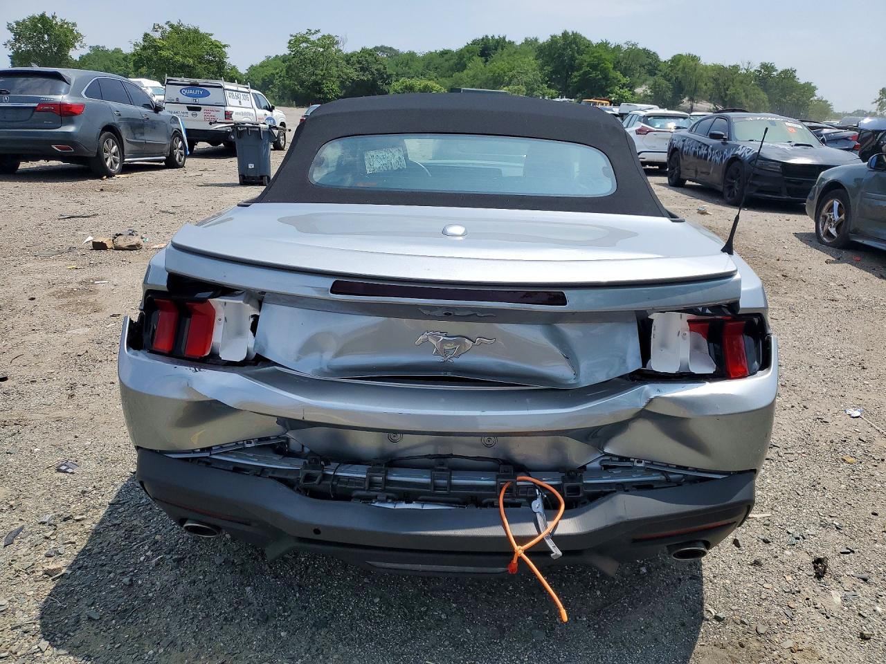 2025 FORD MUSTANG