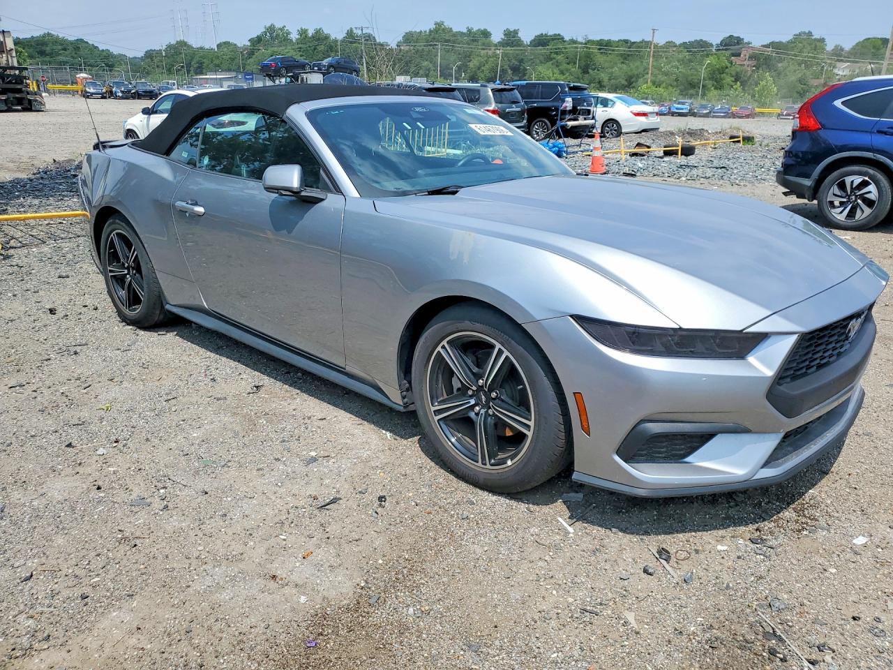 2025 FORD MUSTANG