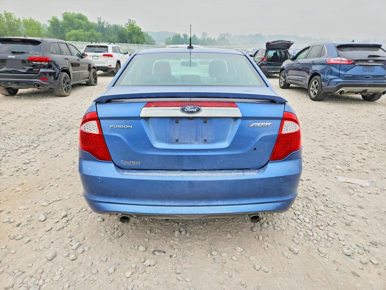 2010 FORD FUSION