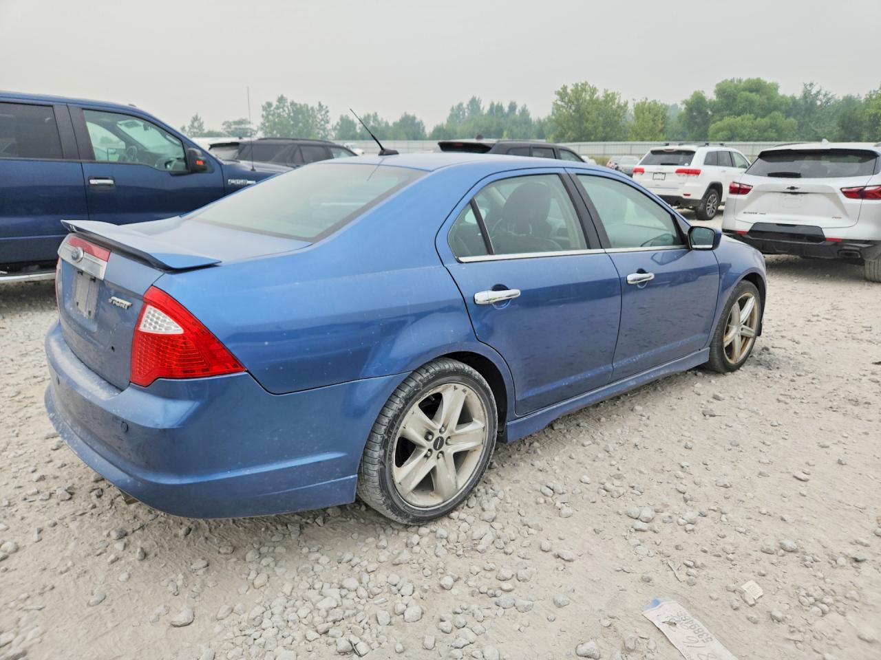 2010 FORD FUSION