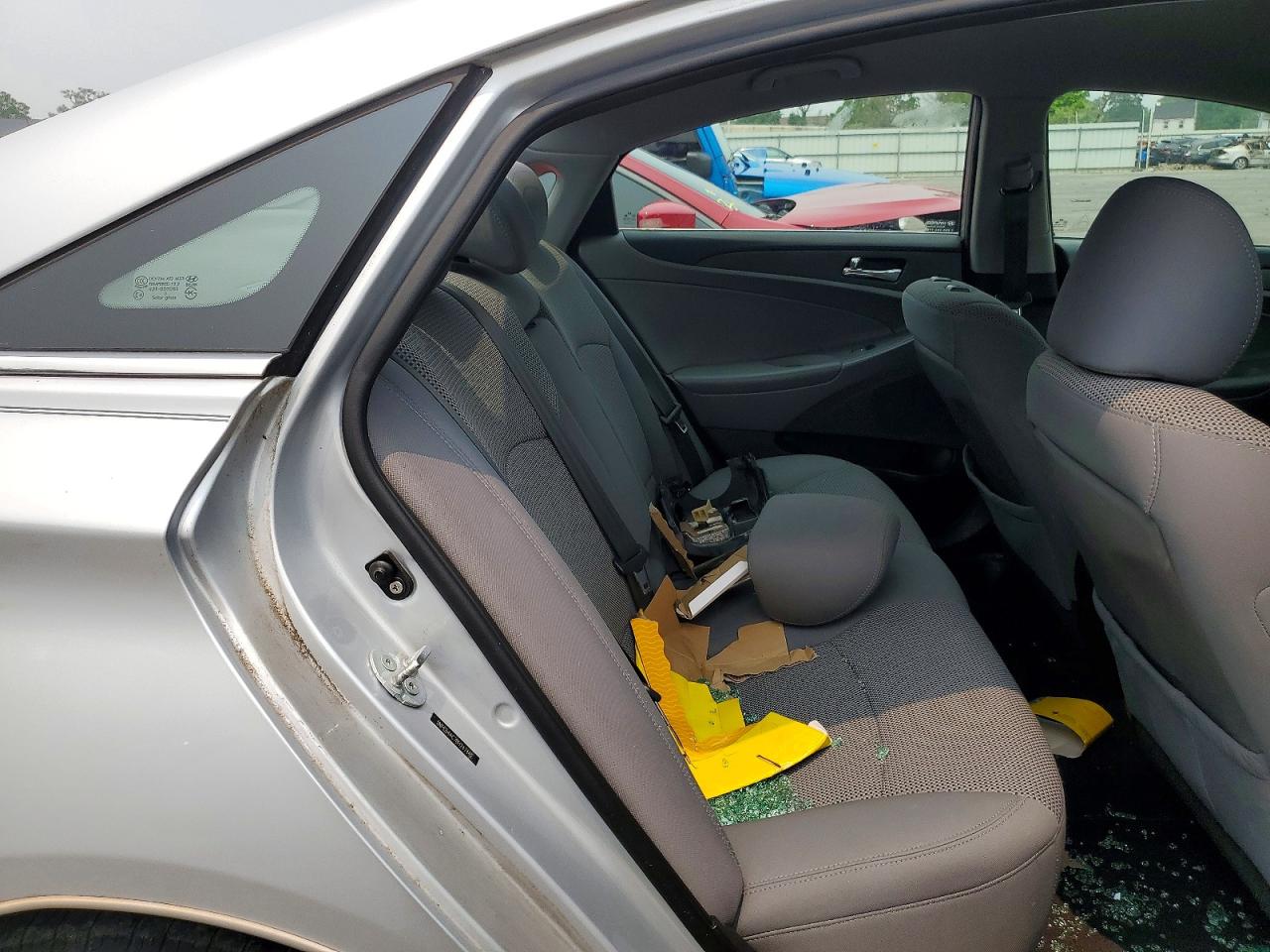 2011 HYUNDAI SONATA