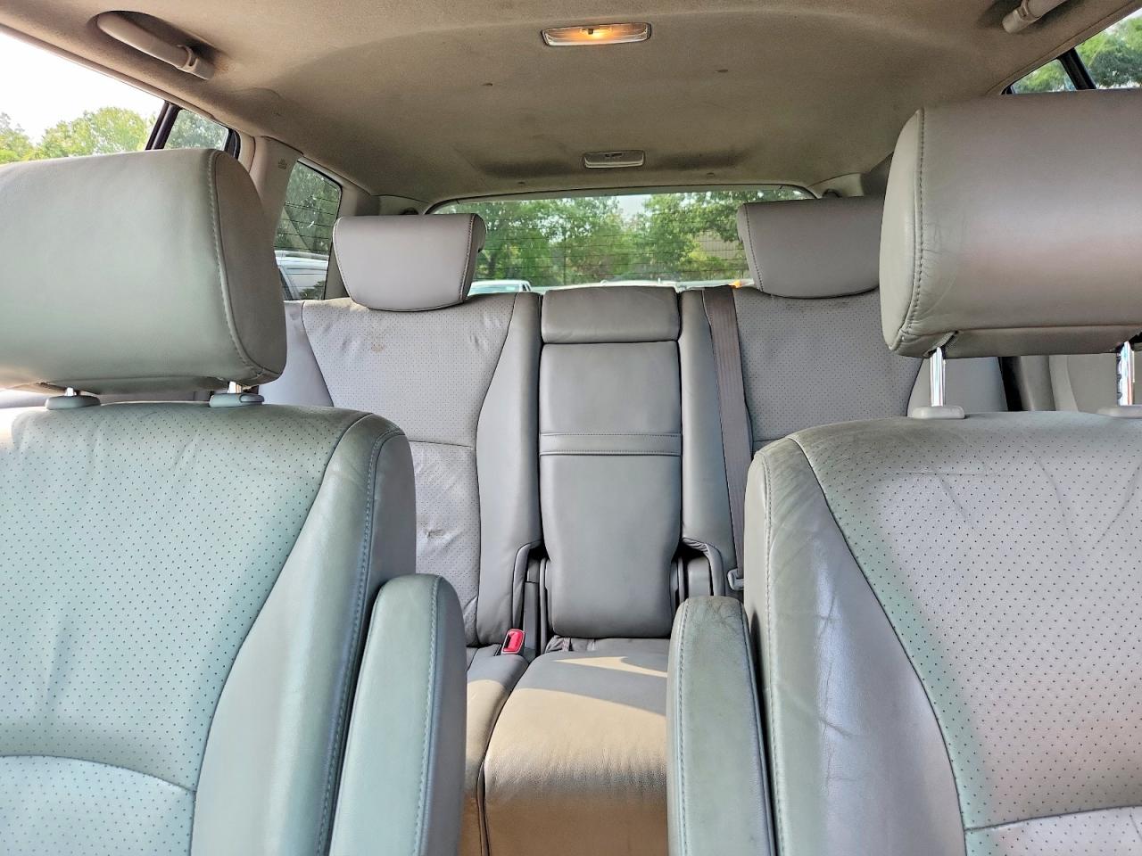 2004 TOYOTA HIGHLANDER