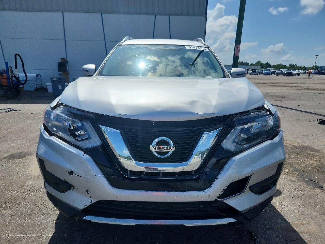 2017 NISSAN ROGUE