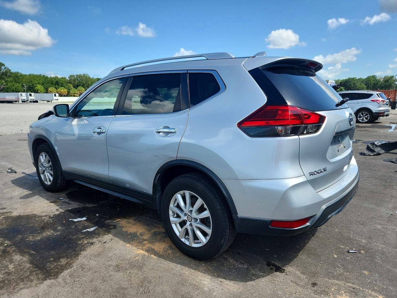 2017 NISSAN ROGUE