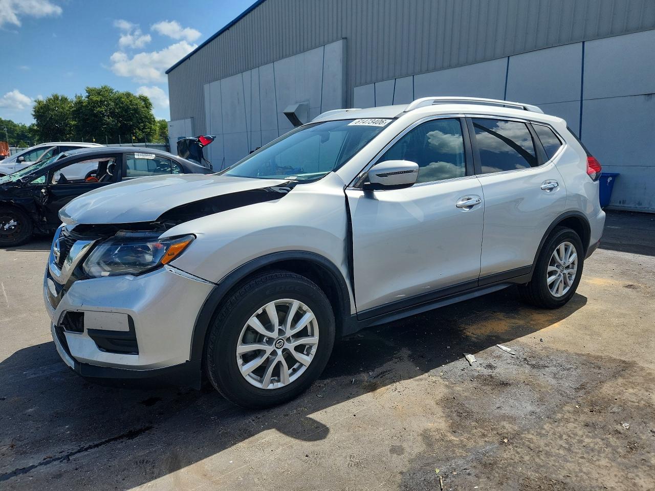 2017 NISSAN ROGUE