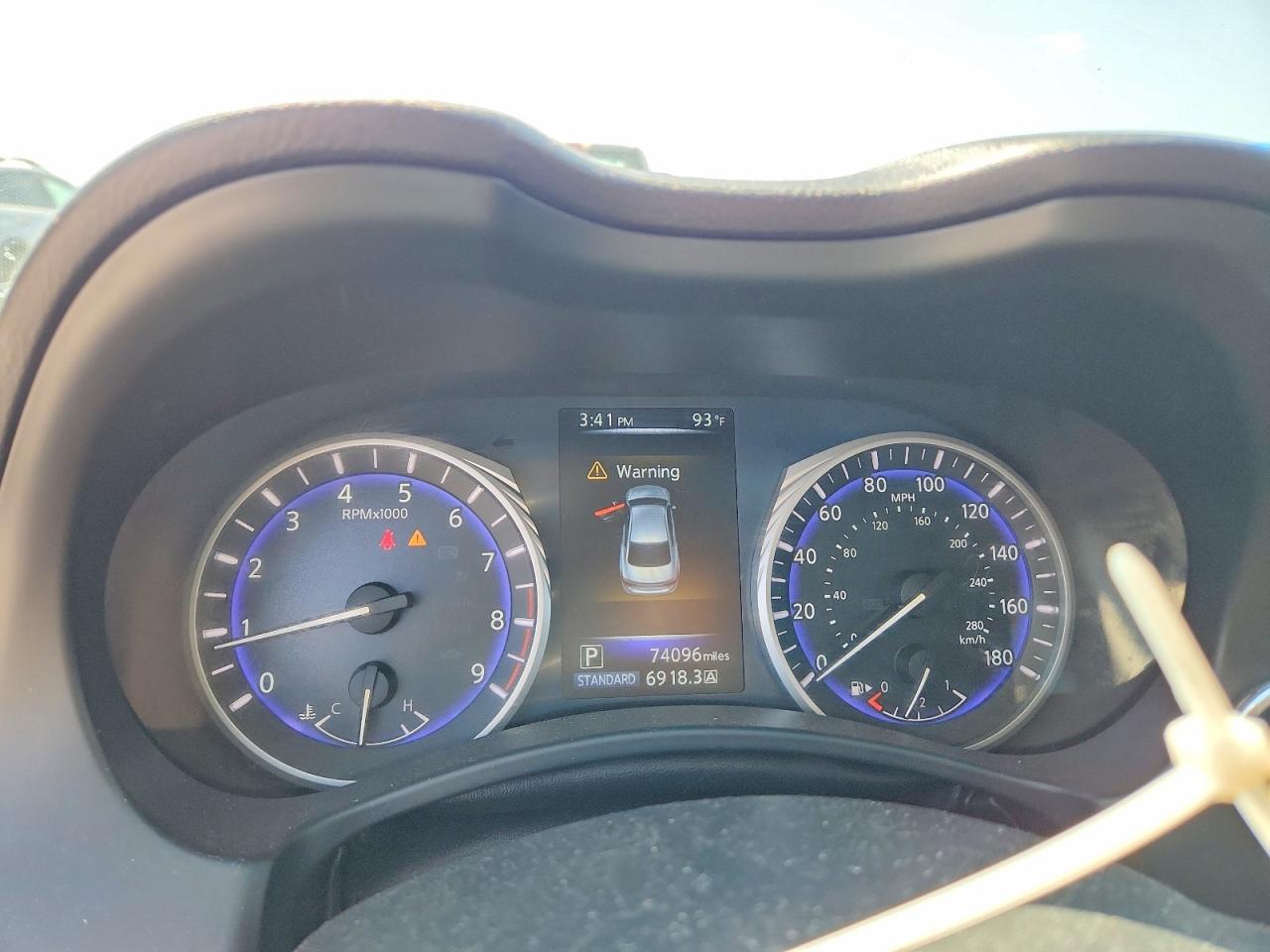 2015 INFINITI Q50