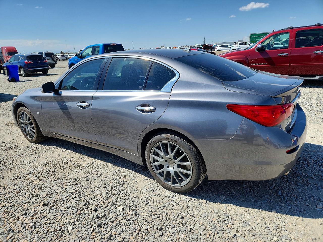 2015 INFINITI Q50