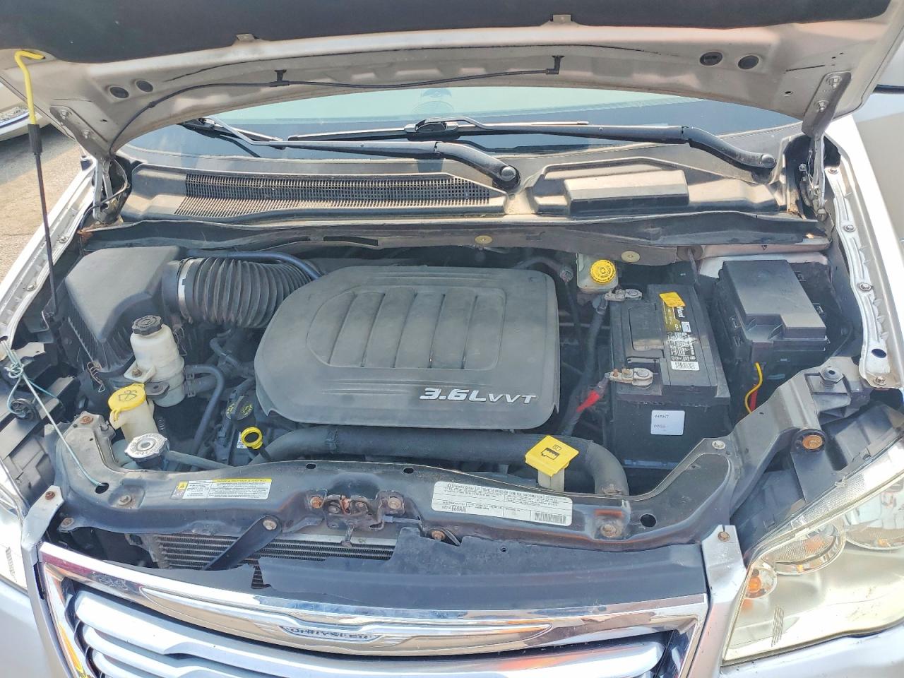 2012 CHRYSLER MINIVAN
